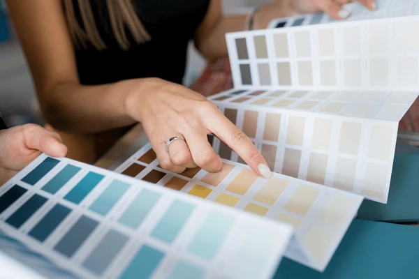 Featured image for “Choosing the Right Interior Paint Color: A Guide for Knoxville Homeowners”