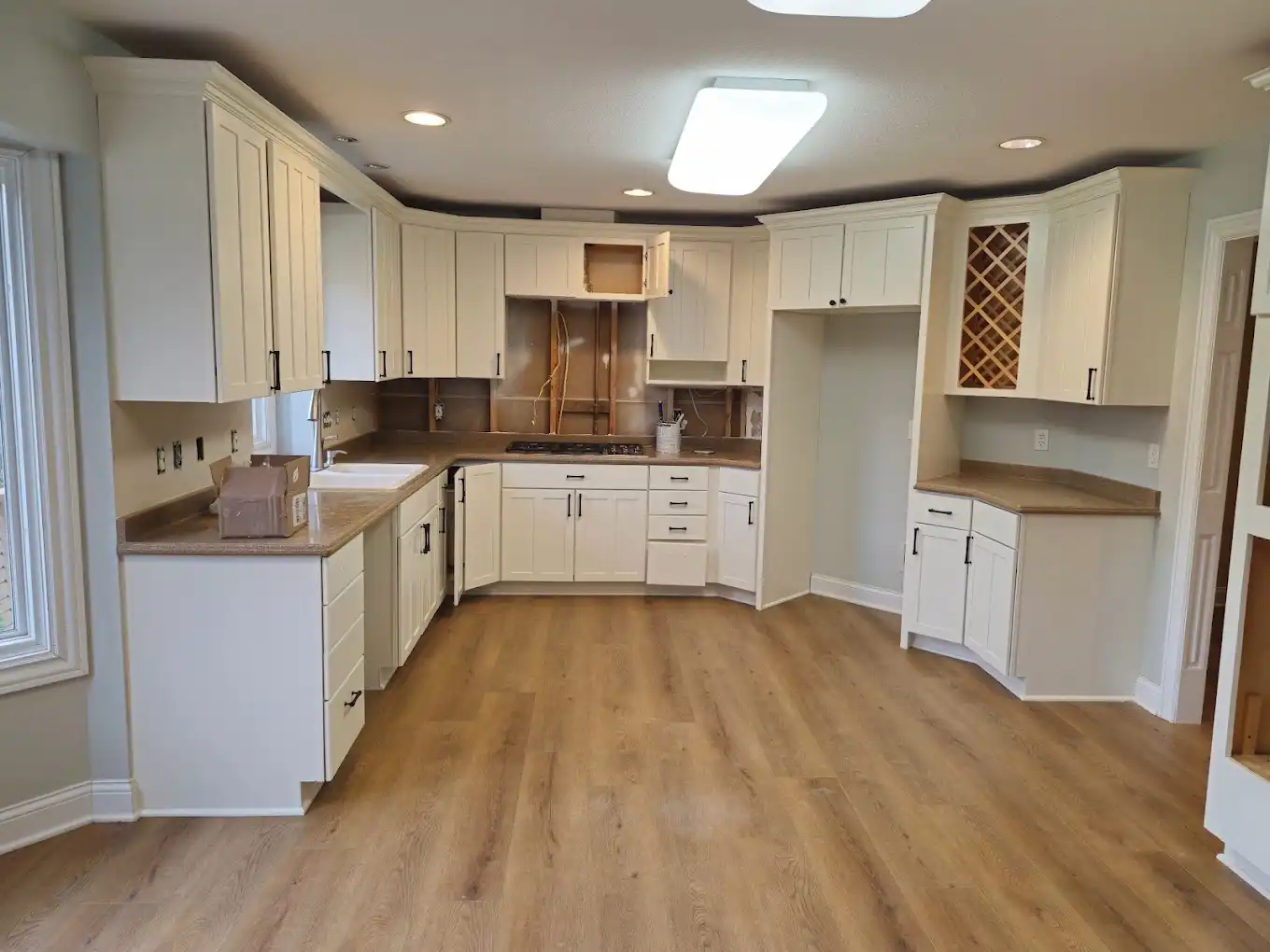 kitchen cabinet painting