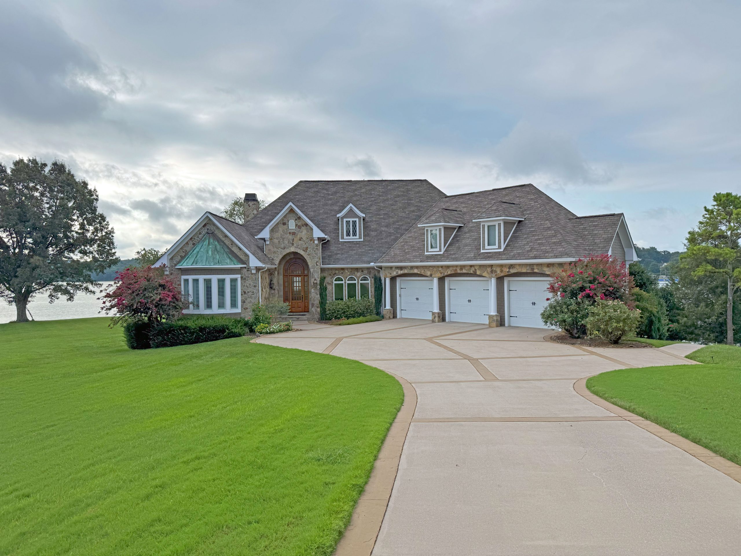 exterior siding painting